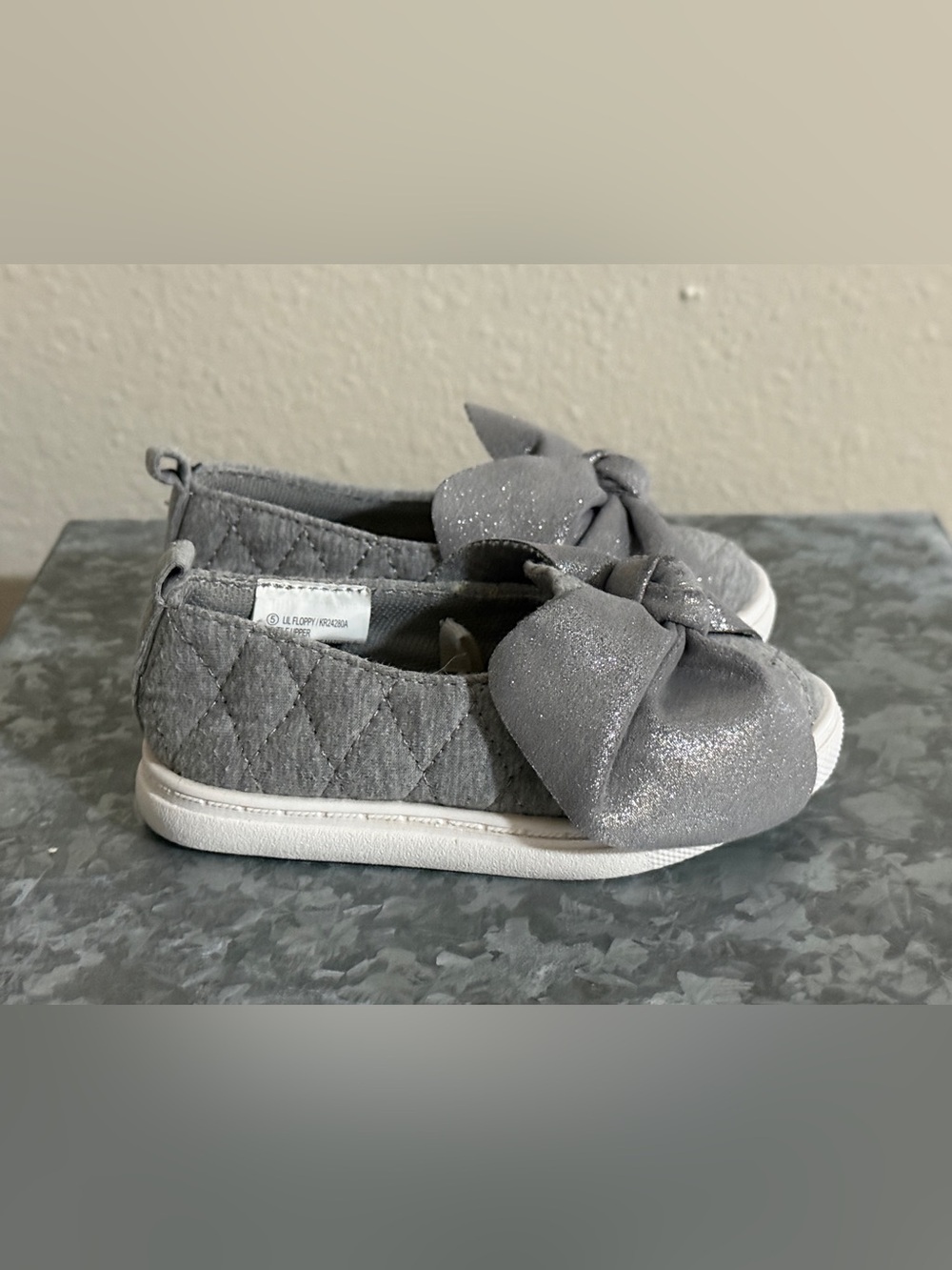 BC Footwear Girls' Quilted Bow Slip-On Sneakers in Gray, Size 5
